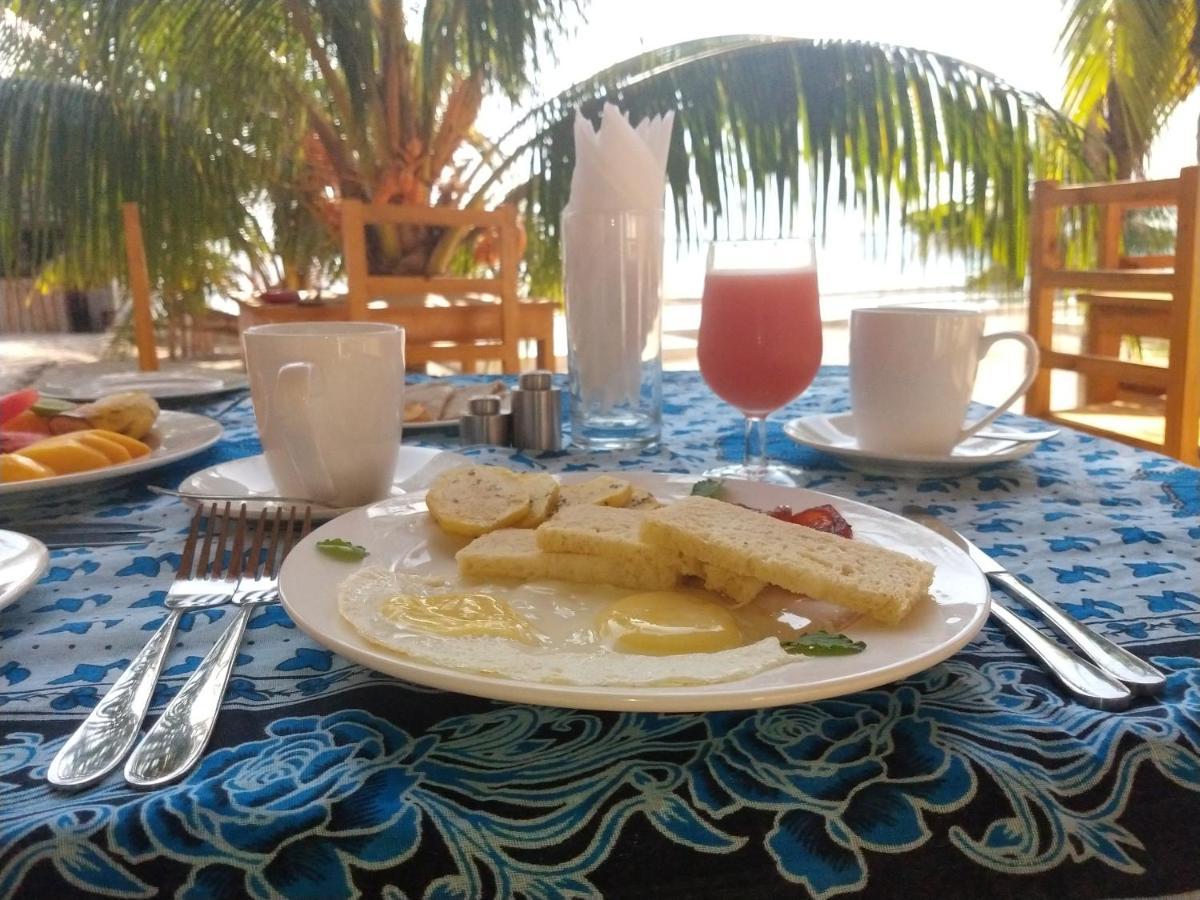 Uroa Beach Lodge 외부 사진