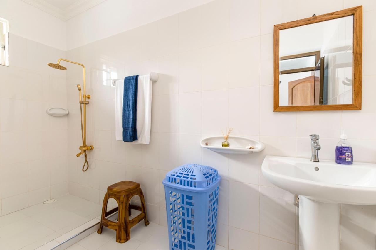 Uroa Beach Lodge 외부 사진