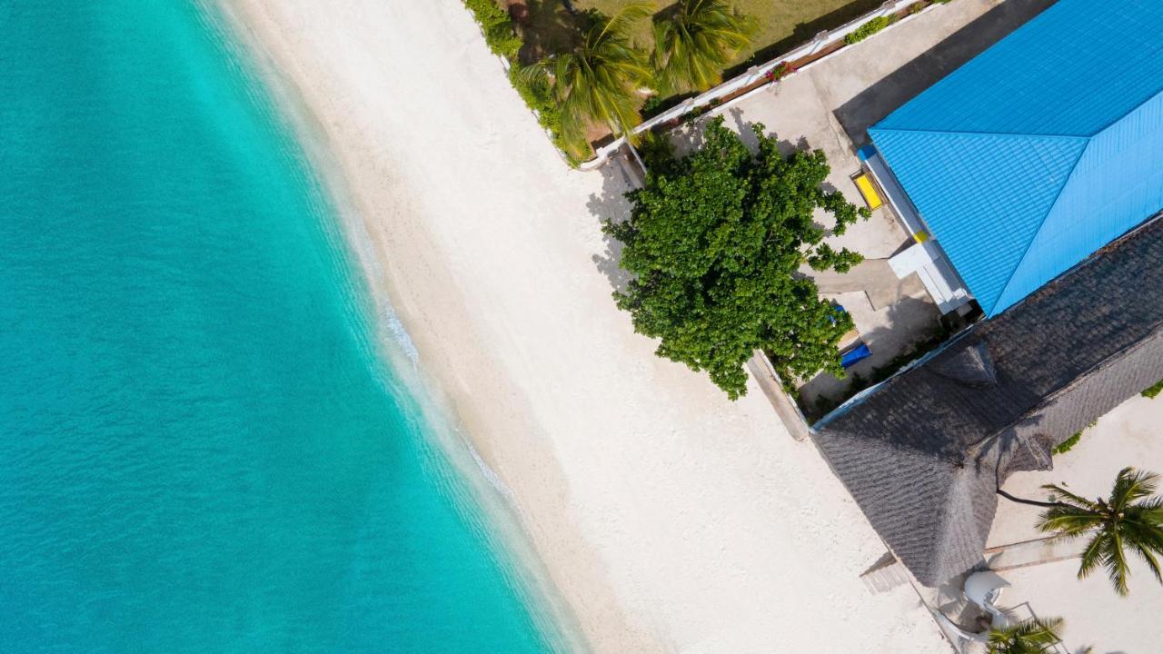 Uroa Beach Lodge 외부 사진